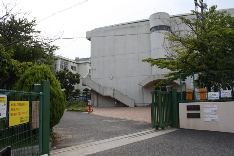 江井島小学校